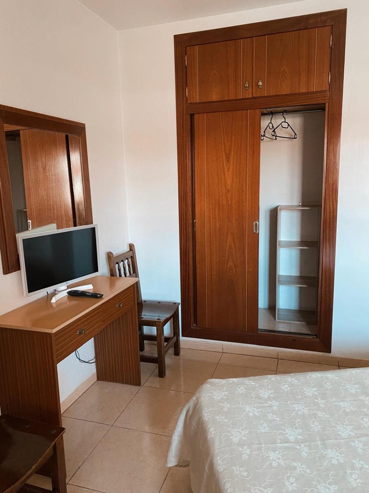 Pension Torrecardenas Almeria Exterior photo